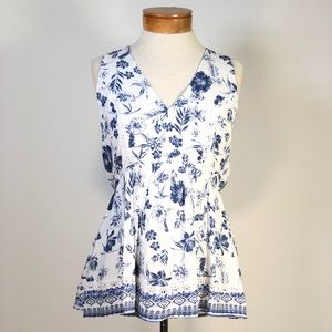 American Rag Sleeveless V-Neck Floral Top S NWT